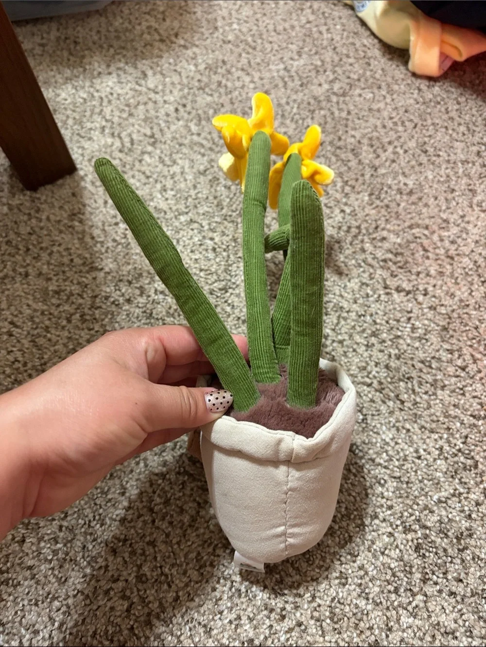 Plush Yellow Daffodil Potted Toy - Cute Cream Planter